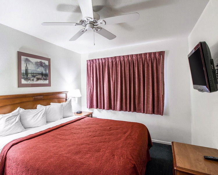 Quality Inn And Suites Mesa Luaran gambar